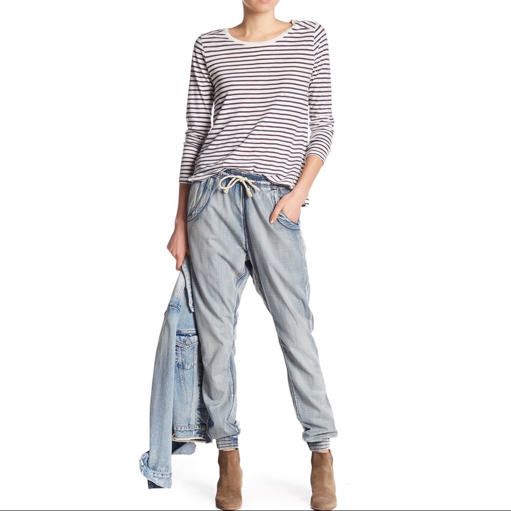 One Teaspoon Light Wash Trackies Denim JoggerJeans